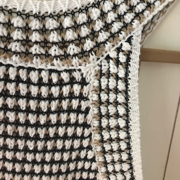 Kenneth Cole knit tank top - Picture 3 of 3